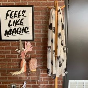 ⚫️⚪️ H&M SCARF